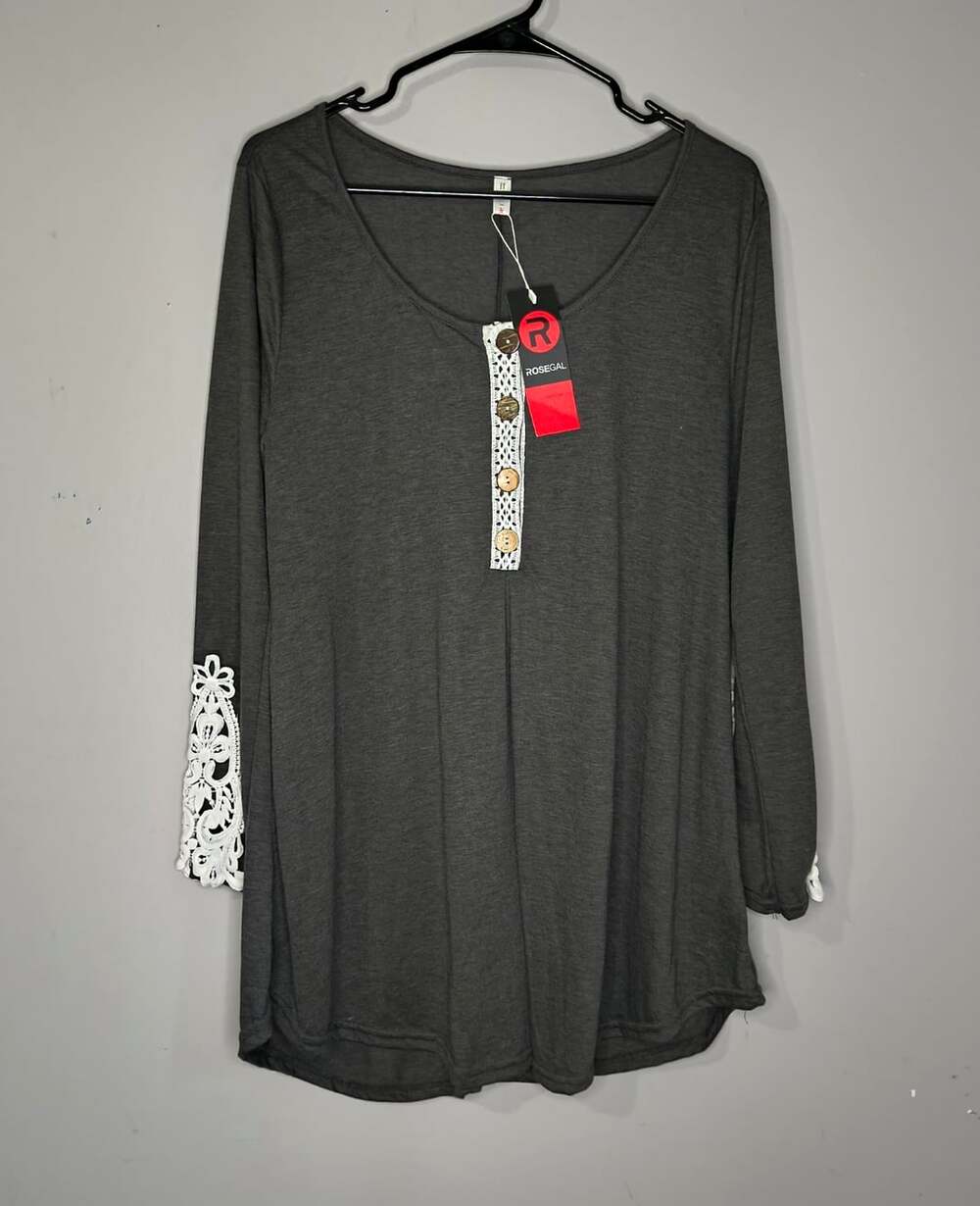 Dark Gray Rosegal Long Sleeve Henley Crotch Lace Sleeve Blouse Women's Large